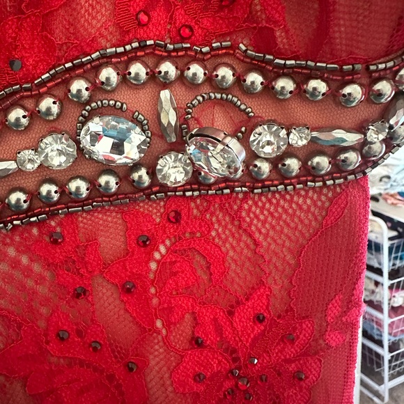 JOVANI Formal Dress Size 4 - Picture 6 of 7